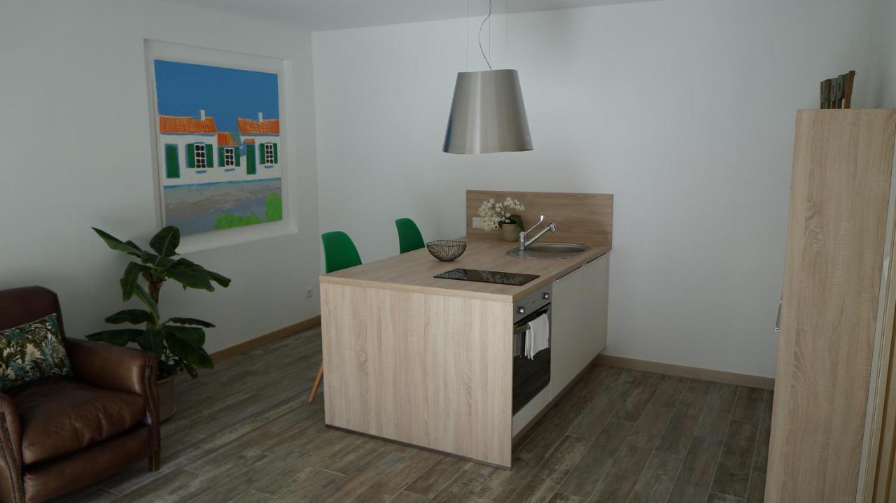 Les Palmiers - Vacation Home Saint-Xandre Eksteriør billede